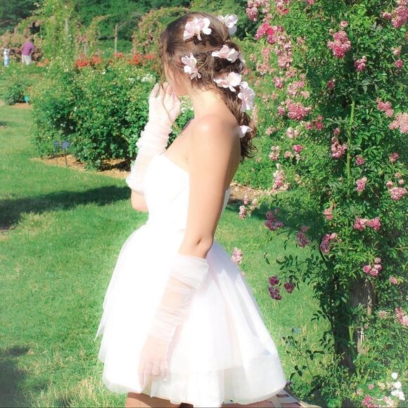 Alice In Wonderland Handmade Dress - Picture 4 of 5